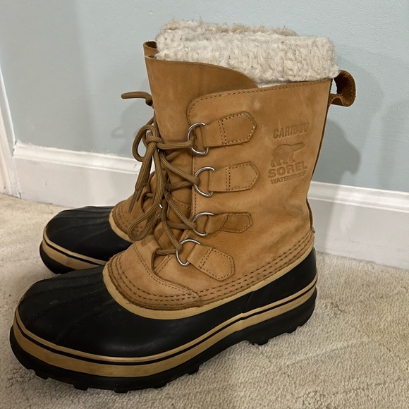 Tan Sorel winter boots - Picture 3 of 7